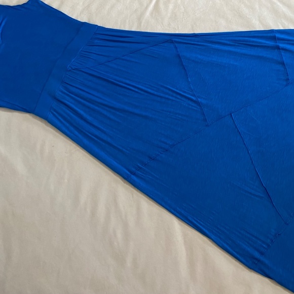 Azure Maxi Dress - Picture 4 of 7